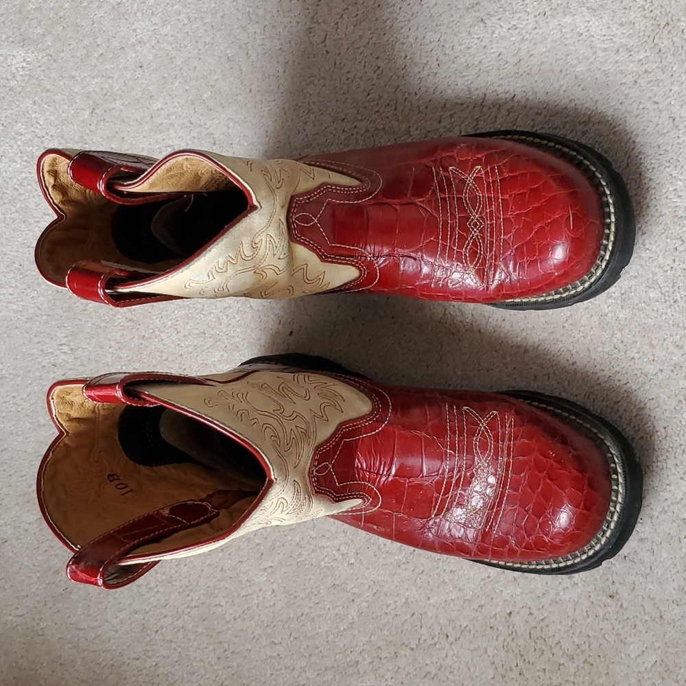 Ariat Fat Babies Women's boots, sz 10B, Dark Red & Light Tan